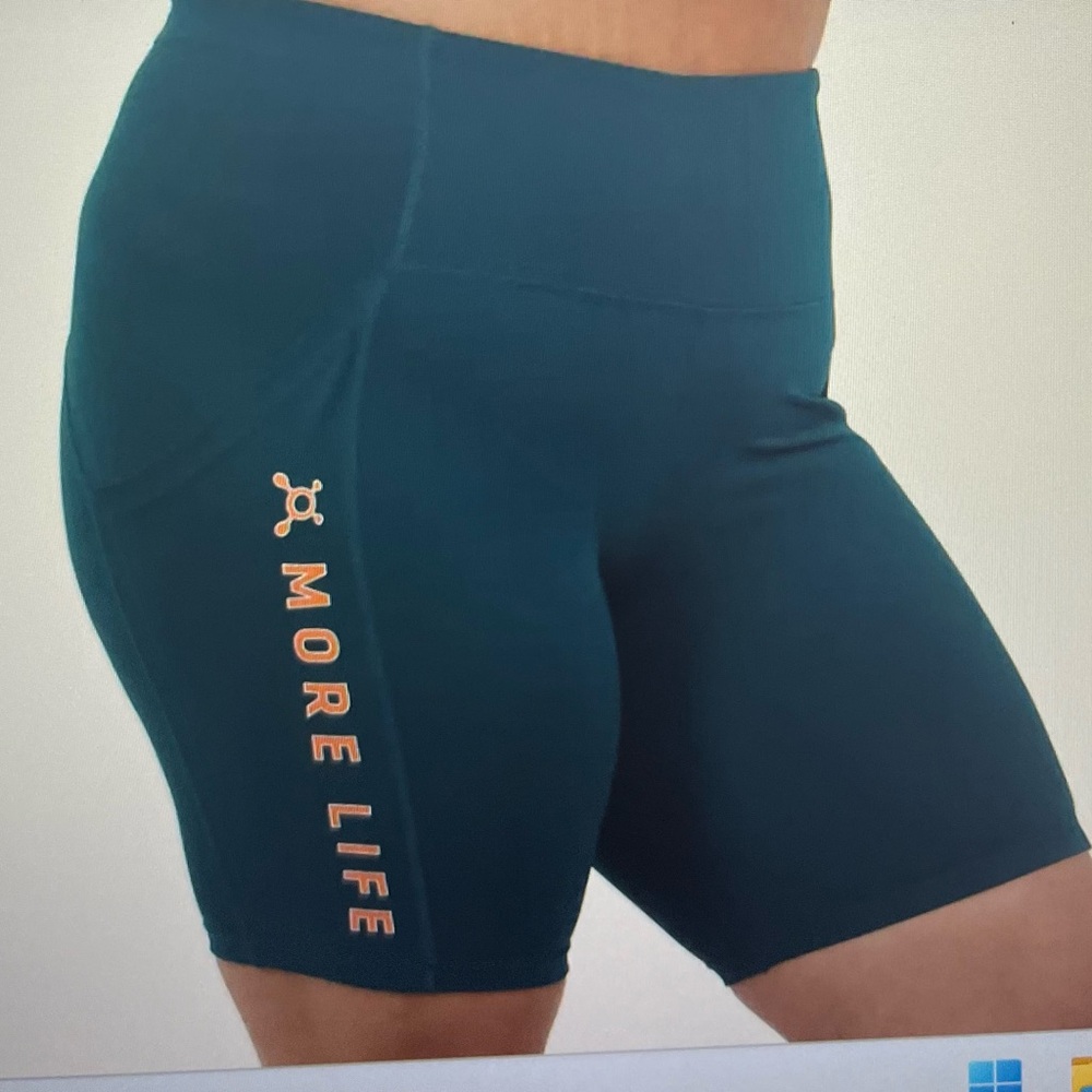 Orangetheory, new with‎ tags, power, biker shorts, green/teal, size small